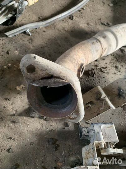 Глушитель в сборе Cadillac Srx 265 4.6 I.H2Y8 2007