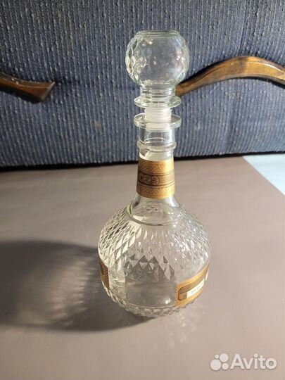 Графин сувенирный