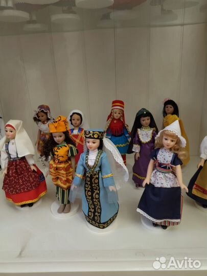 Коллекция DeAgostini Куклы в костюмах народов мира