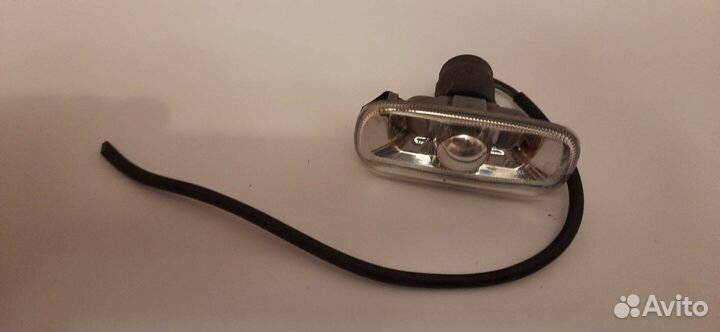 Повторитель поворота в крыло Ауди A4 B7