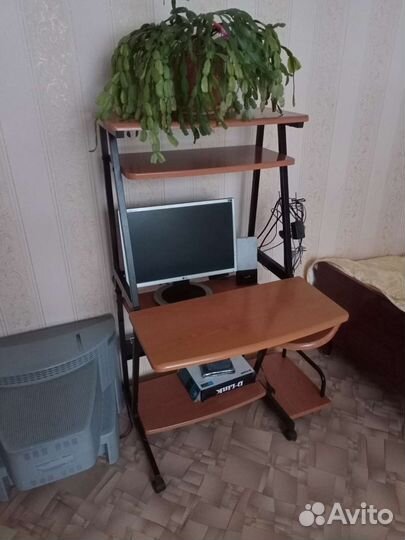 Компьютерный стол бу