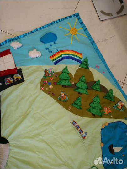 Развивающий коврик