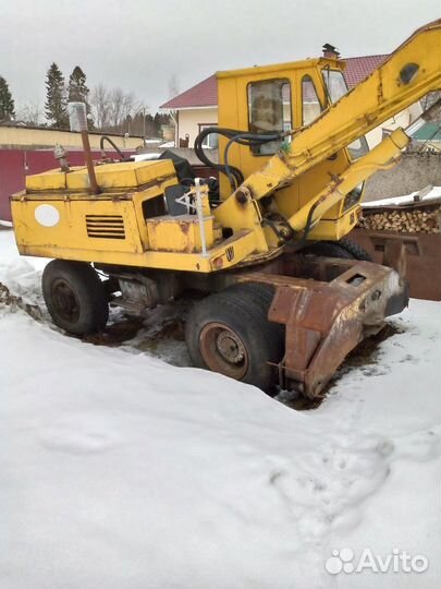 Экскаватор эо3323