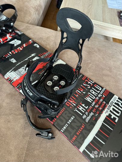 Сноуборд с креплениями