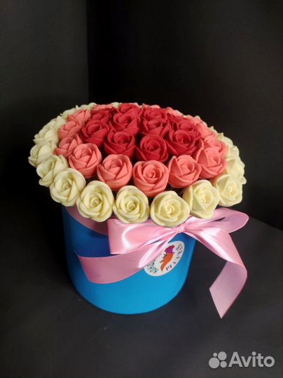 Шоколадные Розы - 51 шт в Шляпной Коробке