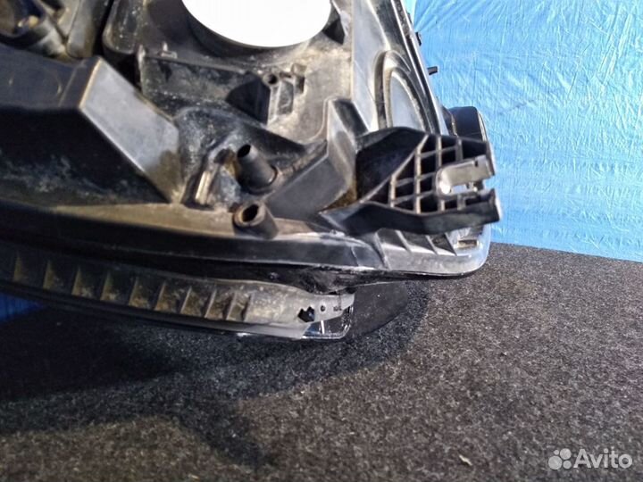 Фара левая Audi A6