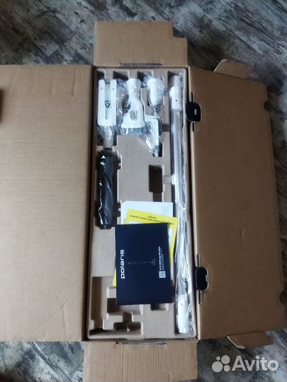 Вертикальный моющий пылесос Polaris pvcs 7000