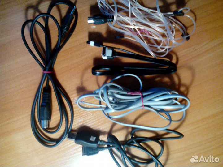 Кабеля И шнуры питания