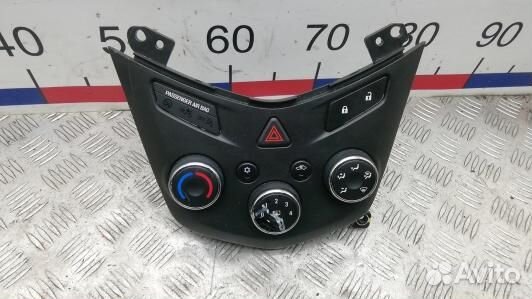 Блок управления печки и климат-контроля chevrolet