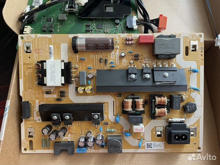 Разбор Samsung UE50TU7570U