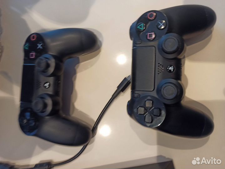 Sony PS4 1tb с дисководом