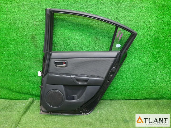 Дверь боковая задний правый mazda axela