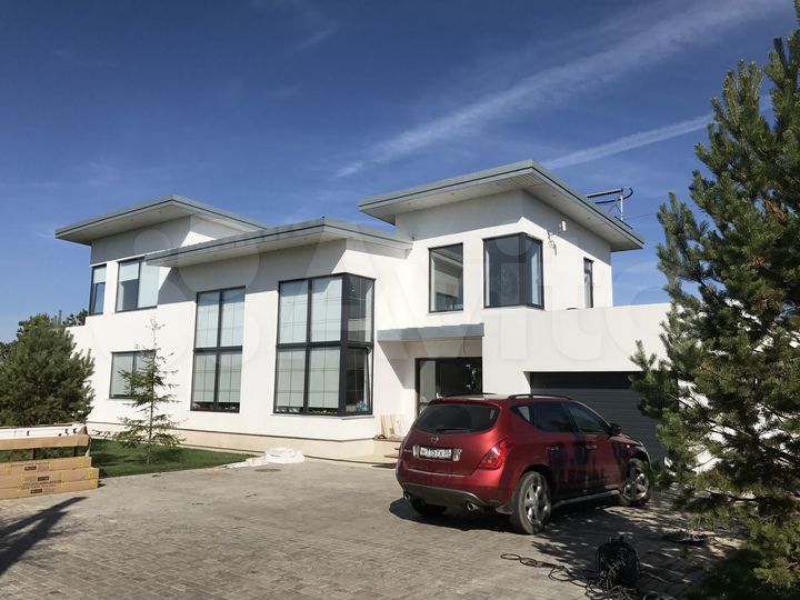 Коттедж 277 м² на участке 13 сот.