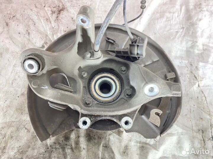 Цапфа задняя правая Mercedes-Benz E-Class W212