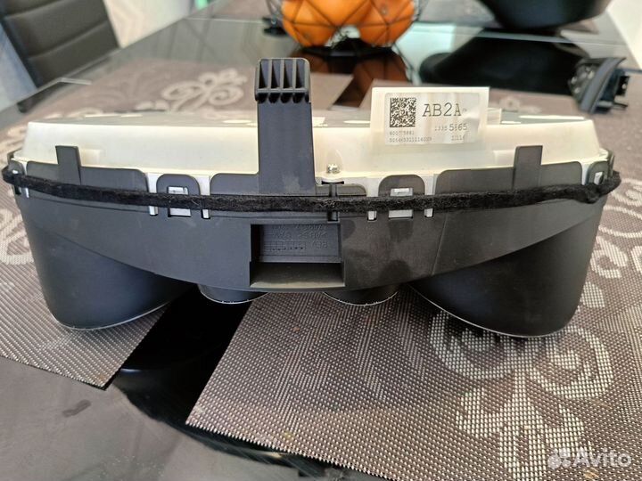 Панель приборов астра j