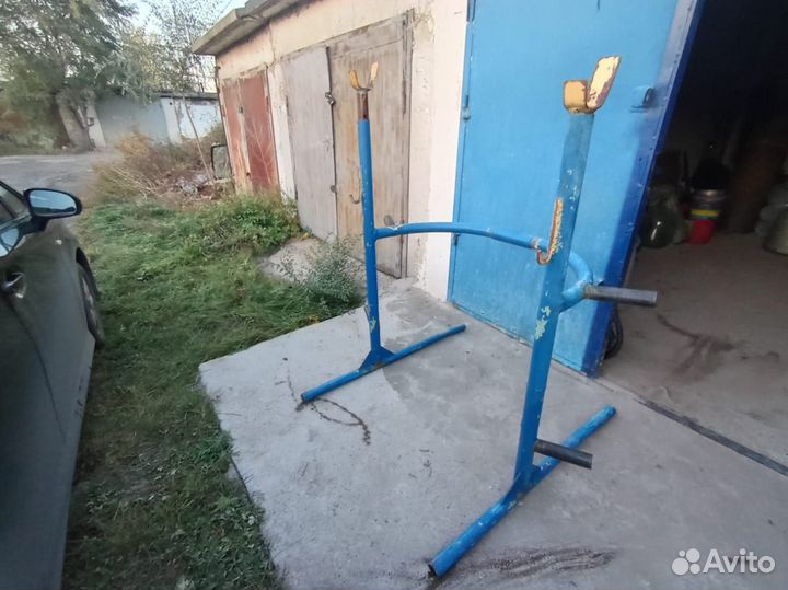 Стойка для штанги