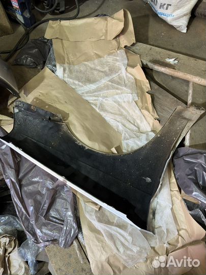 Крыло переднее левое priora