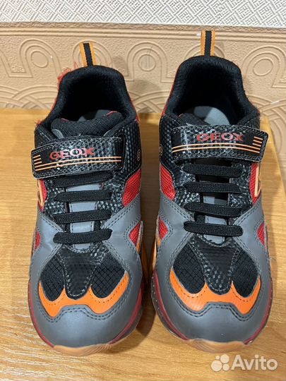 Кроссовки Geox 37