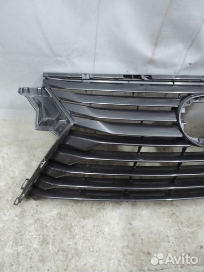 Решетка радиатора Lexus RX350 2015