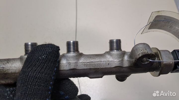 Рампа топливная Skoda Octavia (A7), 2015