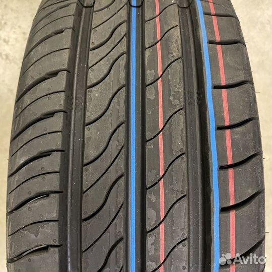 Viatti Strada 2 (V-134) 195/65 R15 95