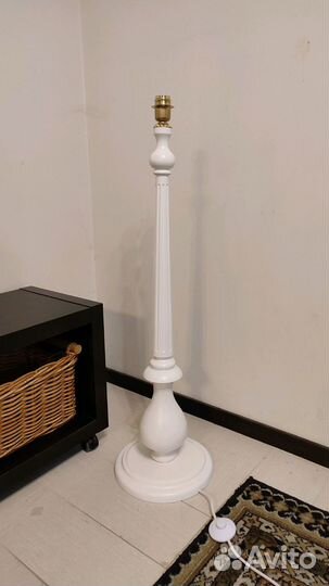 Торшер напольный деревянный 