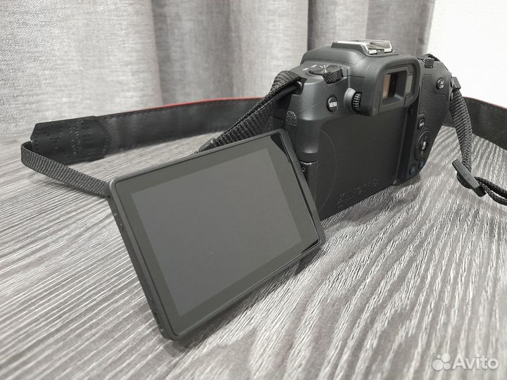 Беззеркальная камера canon rp