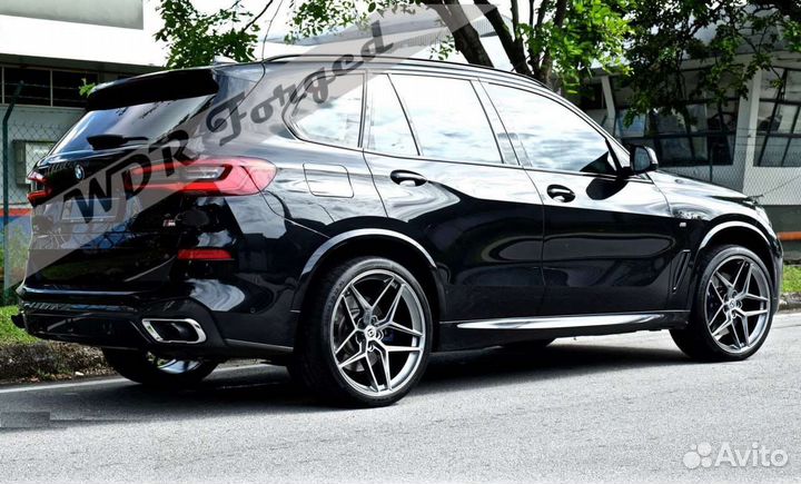 Кованые диски R22 на BMW