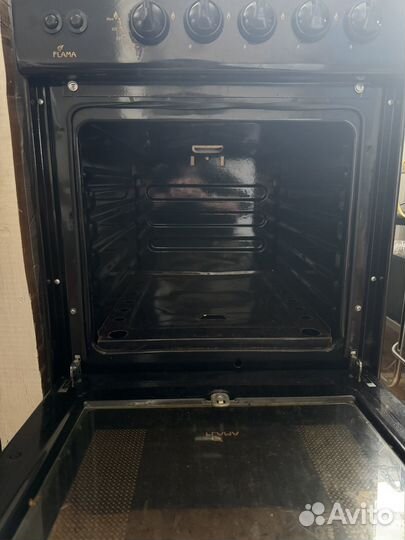 Газовая плита 4 комфорки, торг уместен