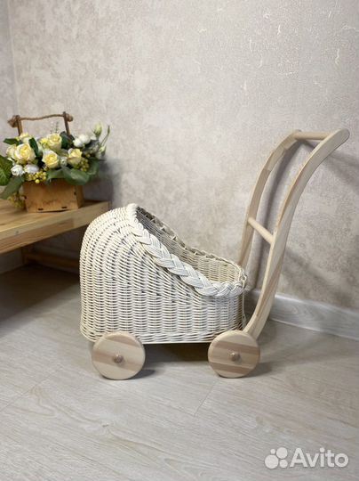 Колясочка для кукол