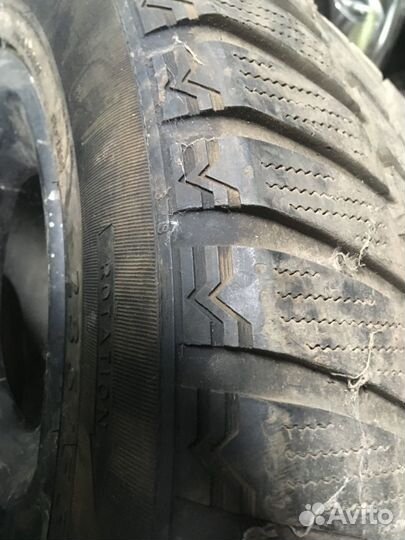Dunlop SP LT Winter 235/55 R17