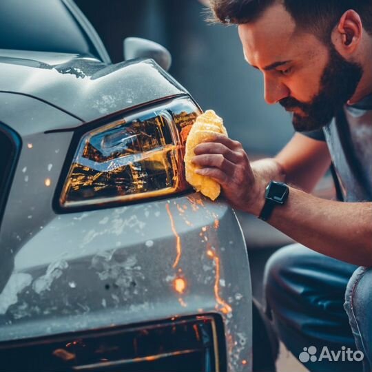 Помощник мастера по ремонту фар