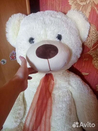 Плюшевый медведь огромный