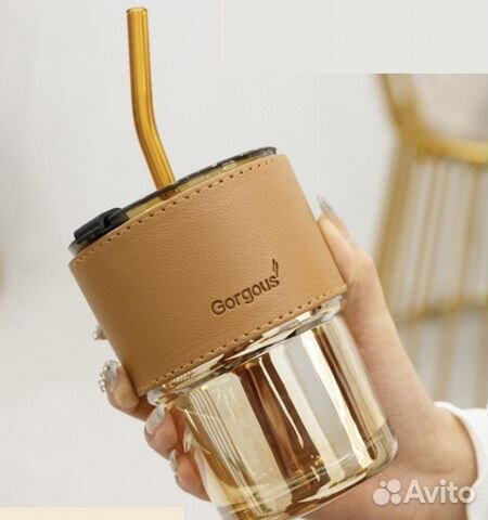 Стеклянные стаканы