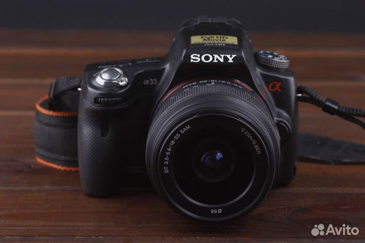Sony Alpha SLT-A33 с китовым объективом 18-55