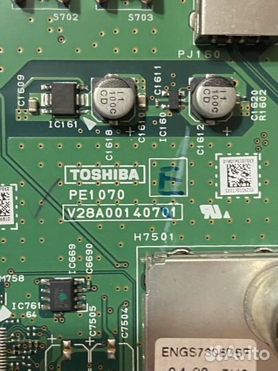 Pe1070 v28a00140701 от Toshiba 32rl933rb