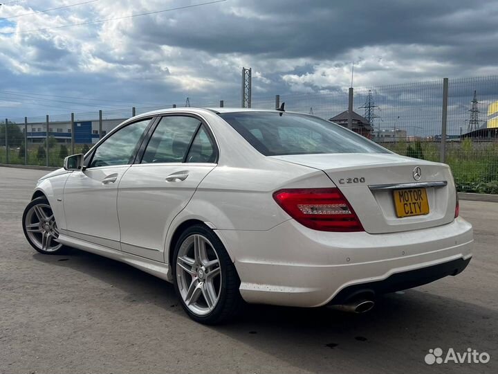 В разбор из Японии Mercedes-Benz W204 M271.860