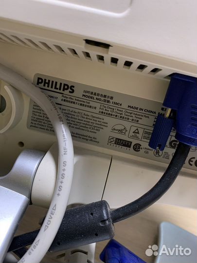 Монитор Philips 150C4