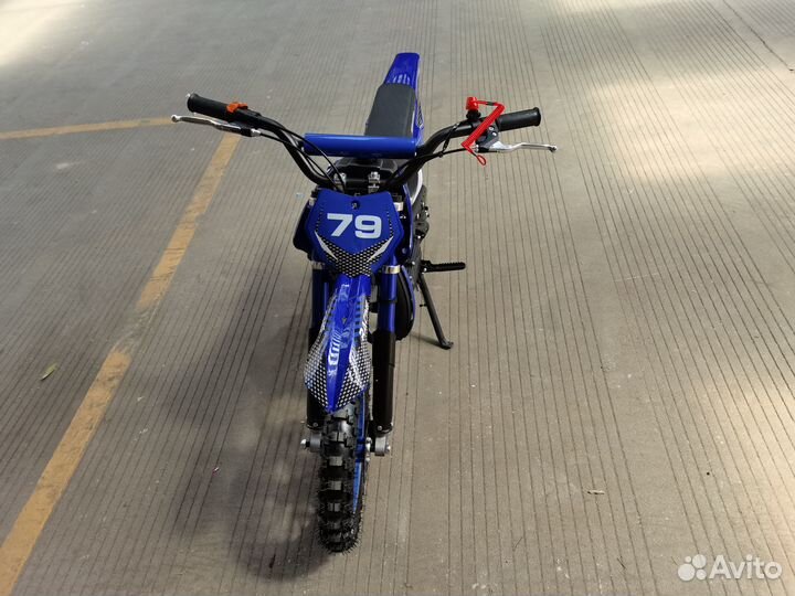 Кроссовый мотоцикл