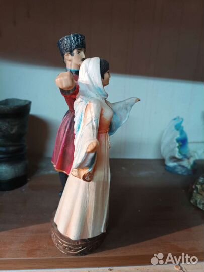 Статуэтка - Пара танцующая лезгинку