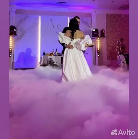 Свадебный президиум и фотозона