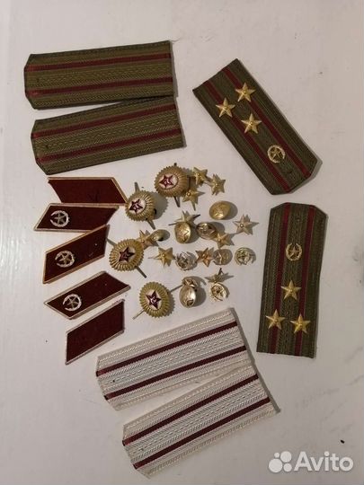 Атрибуты формы офицера СССР