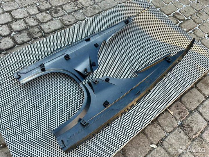 Пыльник крыла передний Porsche Taycan Gts 2023