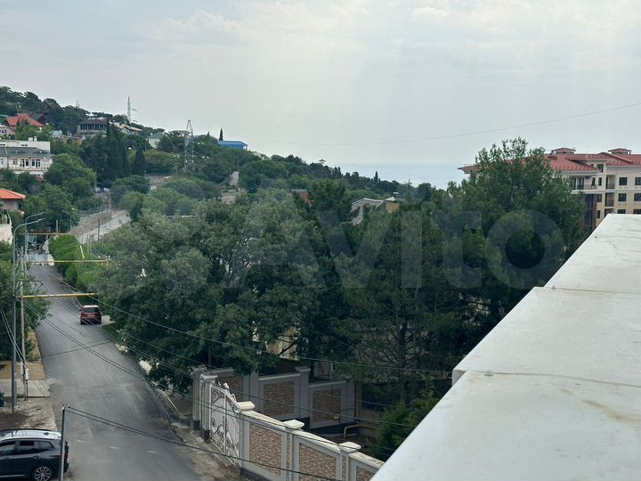 Дом 338 м² на участке 5 сот.