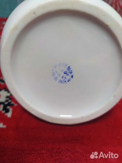 Молочник сливочник. Цена за всё