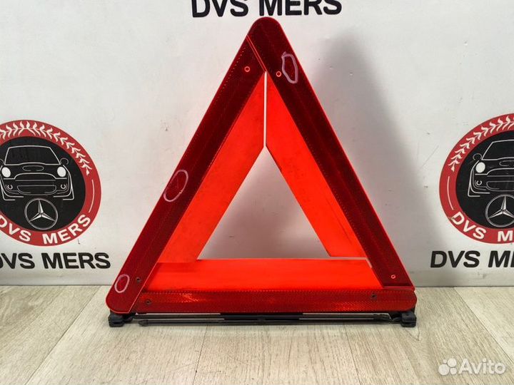 Знак аварийной остановки Mercedes E Klasse W211