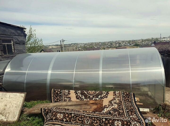 Теплица из поликарбоната