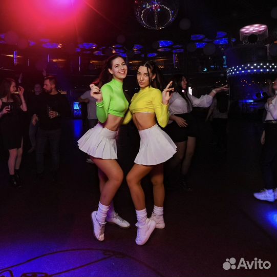 Танцовщицы Go-Go