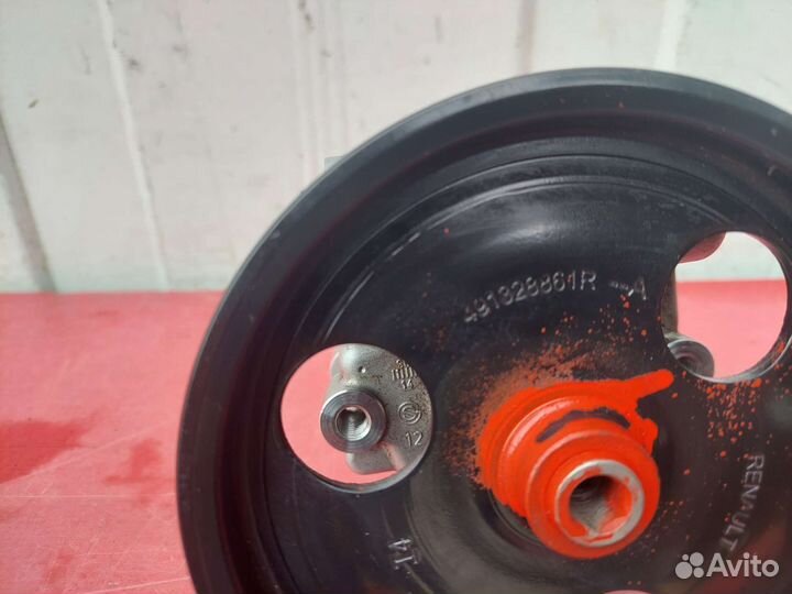 Насос гур Renault Sandero 2