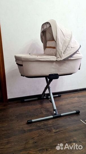 Коляска 4 в 1 Inglesina aptica